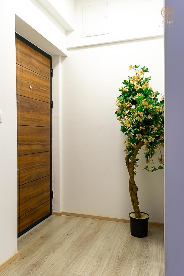 Appartement La 1 *
